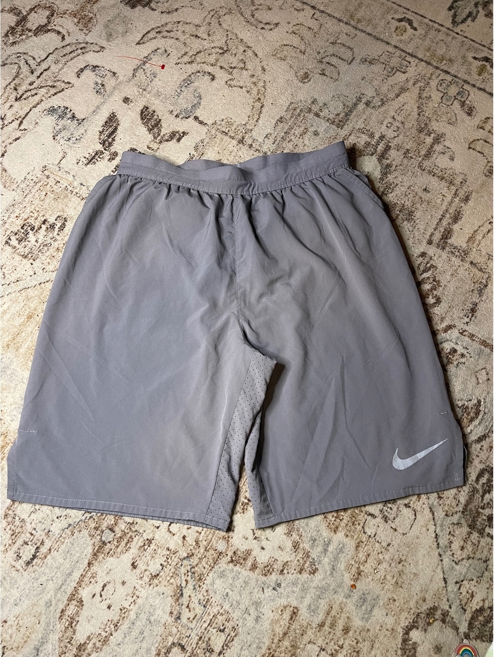 Nike Dri-FIT Gray Athletic Shorts with Elastic Waistband and Pockets, Size Large